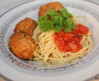 Tommis scoreret - Pasta med kødboller og tomatsauce