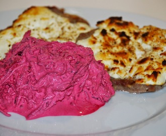 LCHF: Steaks med gedeost og rødbede-tzatziki