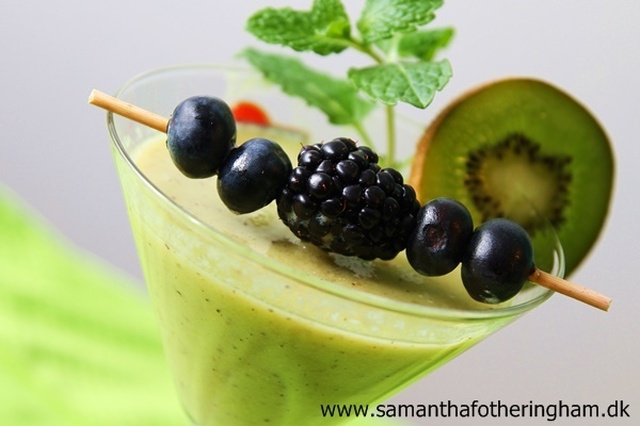 Kiwi Smoothies