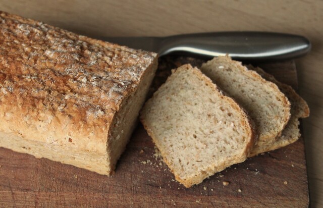 Brød til julefrokosten – en ny opskrift og links til flere