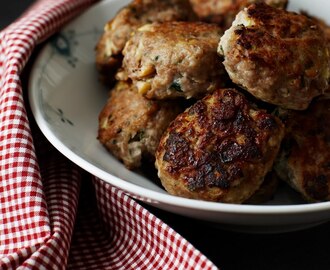 Frikadeller med et touch af jul