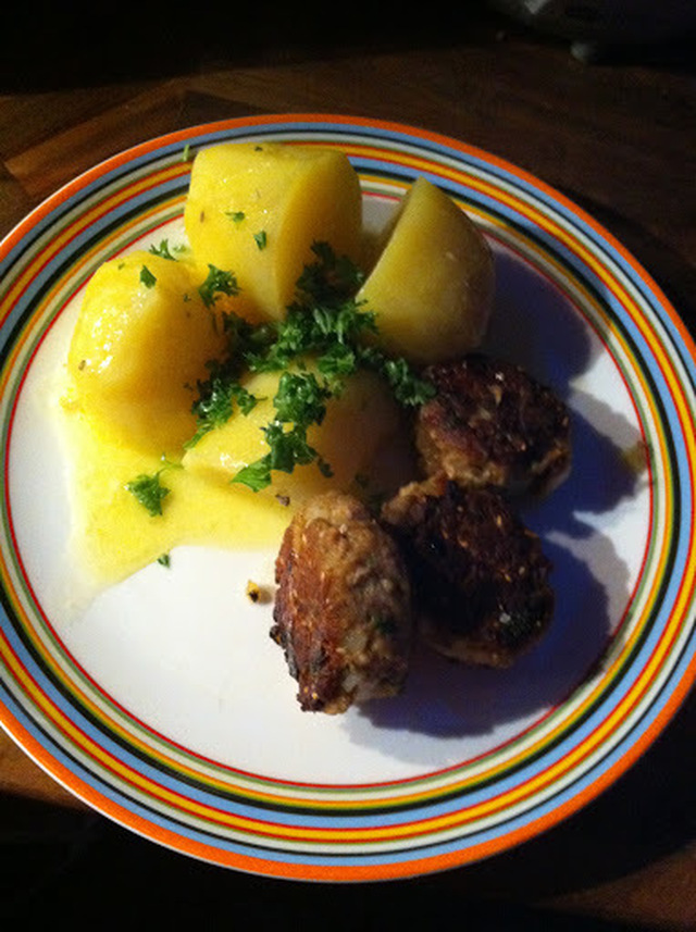 Tunfrikadeller med persille