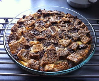 Brødbudding / Bread pudding