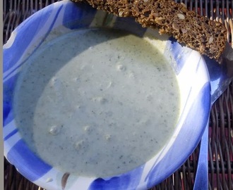 Broccoli suppe med kokosmælk