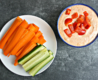 Cashew dip - Opskrift på sund dip til gulerødder og agurker