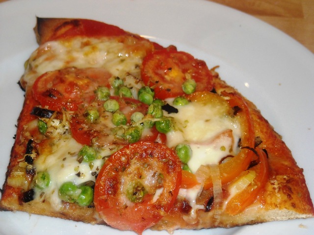 Vegetarpizza med Porre, Tomat og Peberfrugt