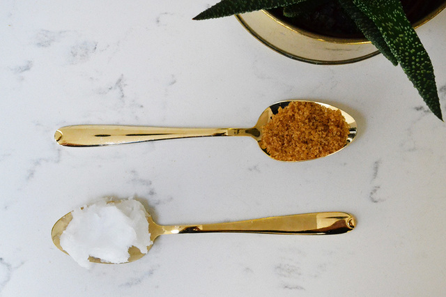 DIY: Make your own lip scrub with only two ingredients