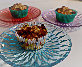 Sukker og melfrie muffins med kokos, æble og ingefær.