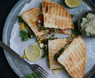 QUESADILLAS MED GRØNKÅL & FETA