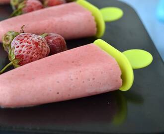 [Recipe] Super speed fresh strawberry popsicles