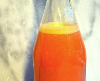 Orange-gurkemeje juice
