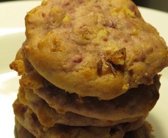 Cookies med hvid chokolade og hindbær