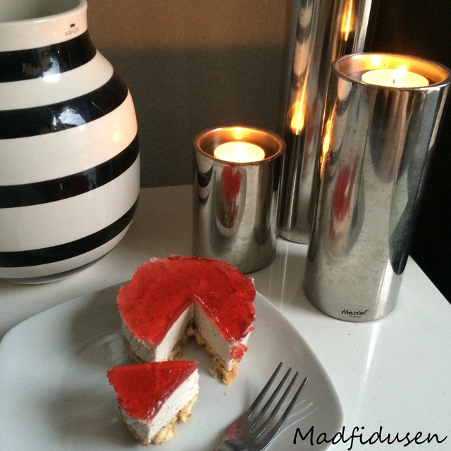 The one with all the cheesecakes: Portionsanrettet strawberry cheesecake