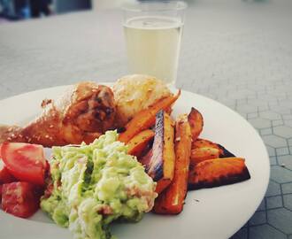 Chicken Thighs with sweet potatoes & guacamole