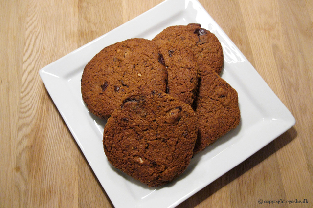 Gigant chocolate chip cookies