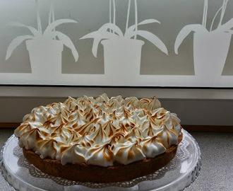 Syndig Lemon Merengue Pie