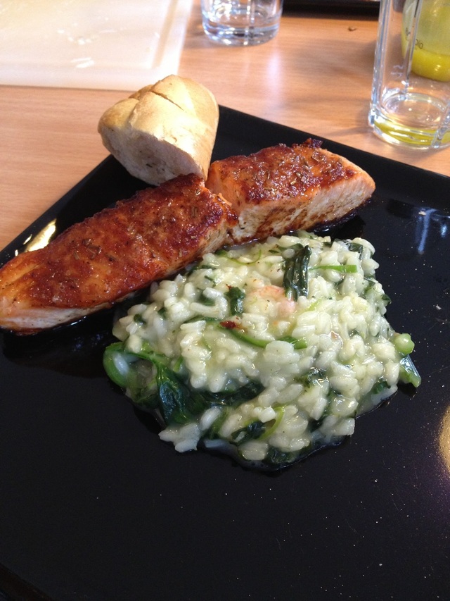 Risotto med rejer, spinat og laks