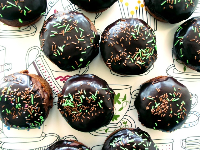 Chocolate and avocado cupcakes