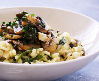 Risotto med champignon og spinat