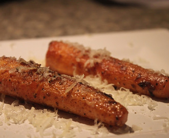 Ristede gulerødder med hvidløg og parmesan