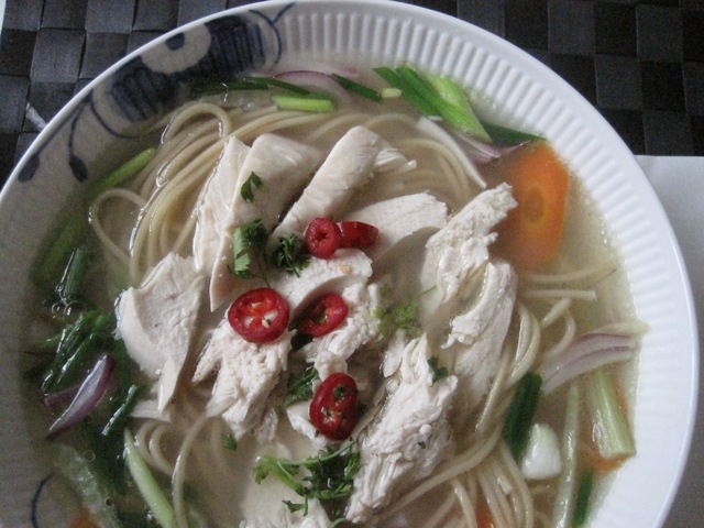 Chicken ramen med frisk chili