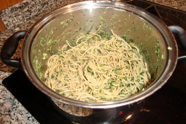 Spagetti med grønkål