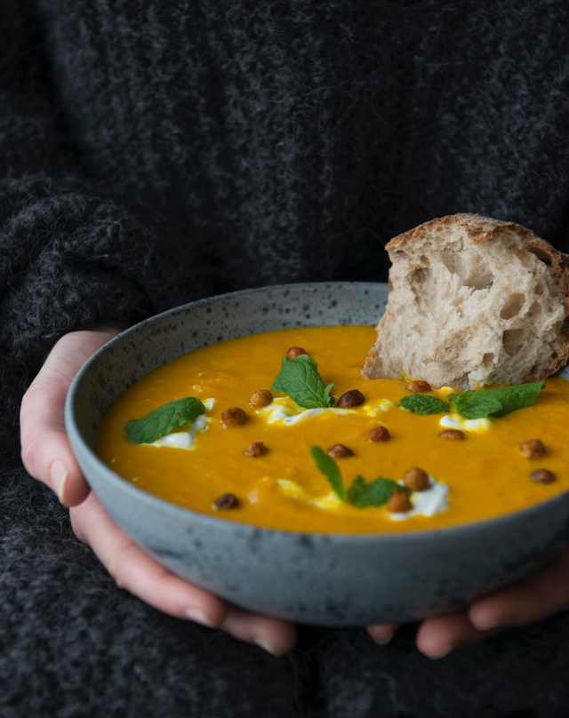 Cremet gulerodssuppe - nem og lækker gulerodssuppe med ingefær