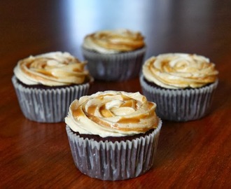 Skildpadde-cupcakes med romkaramelcreme