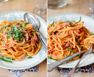 Pasta med tomat, pancetta, pecorino og parmesan | Pasta all'amatriciana