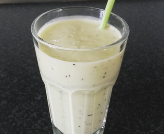 Kiwi protein smoothie