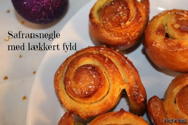 #16. december - safransnegle med hvid chokoladefyld