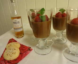 SJOKOLADEMOUSSE med cognac ❥