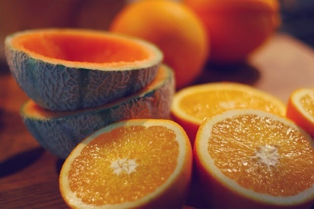 AppelsiiniSORBETTIA melonin kuorissa