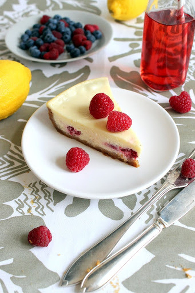Raspberry & white chocolate cheesecake