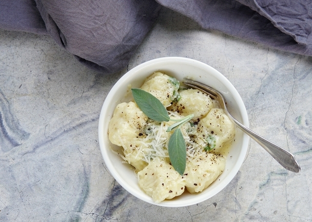 Peruna-salviagnocchit | Bon Appetit potato sage gnocchis