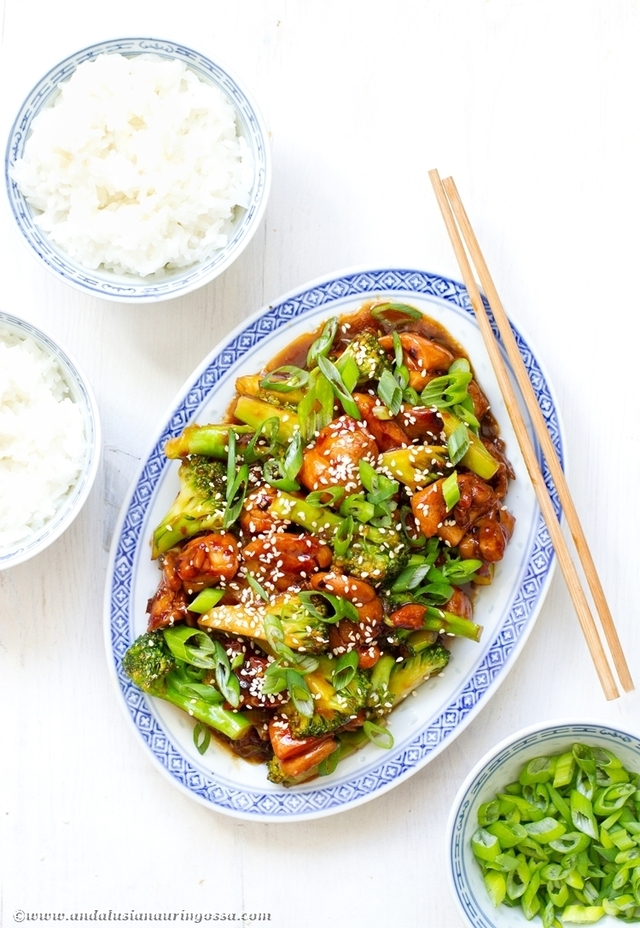 Fakeout kiinalaista pöytään alle puolen tunnin: sesamkanaa ja parsakaalia