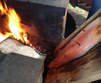 LOIMULOHI, GRILLATUT KESÄKASVIKSET JA TSATSIKI