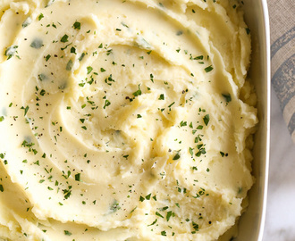 Skinny Garlic Mashed Potatoes