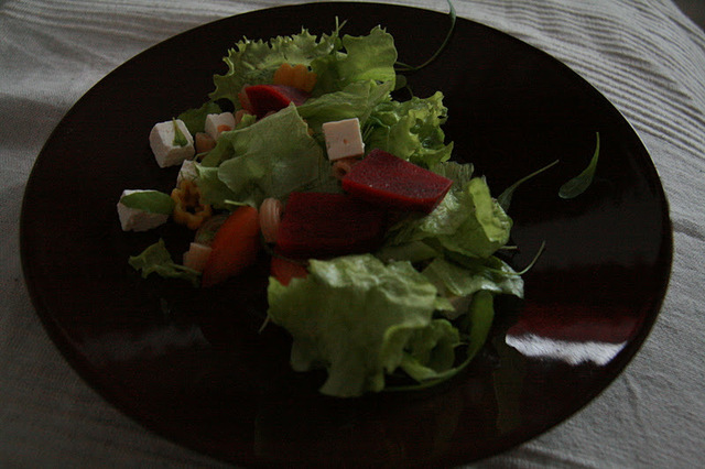 Punajuuri-"feta"salaatti