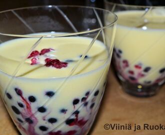 Moscato d` Asti ja Zabaglione-viinivaahto