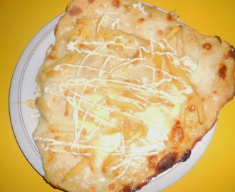 Pizza bianca con patate fritte - valkoinen ranskispizza
