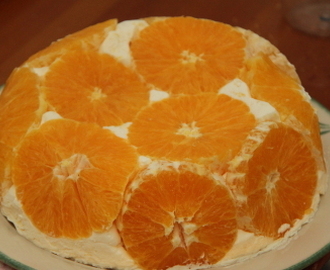 Appelsiini-rahkahyytelö