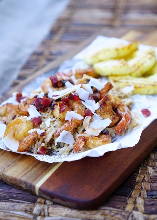 Kesäillan ateria; brasilialainen kookosriisi ja katkaravut | Brazilian coconut rice with shrimps