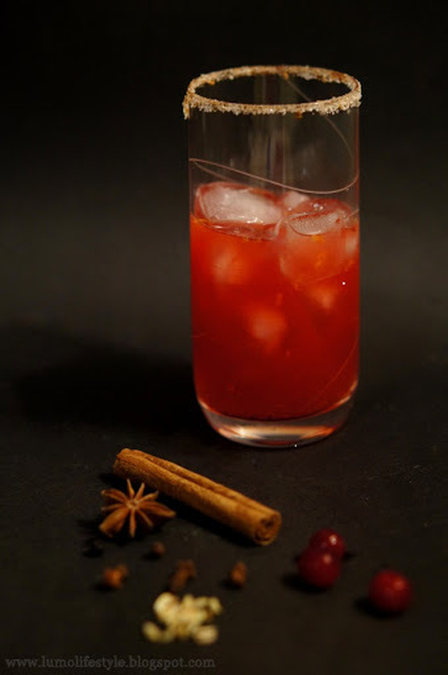 Jouluinen karpalococktail / Christmas time cranberry cocktail