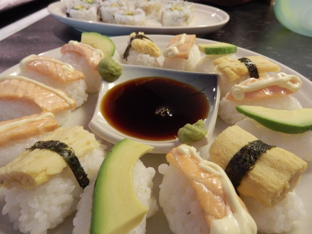Moshi, moshi! Sushi!