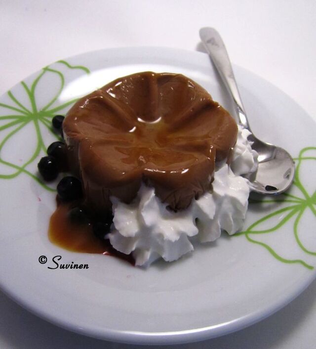 Suklaa pannacotta