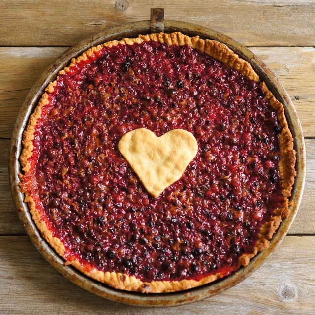Kinuskipuolukkapiirakka - Caramel lingonberry pie