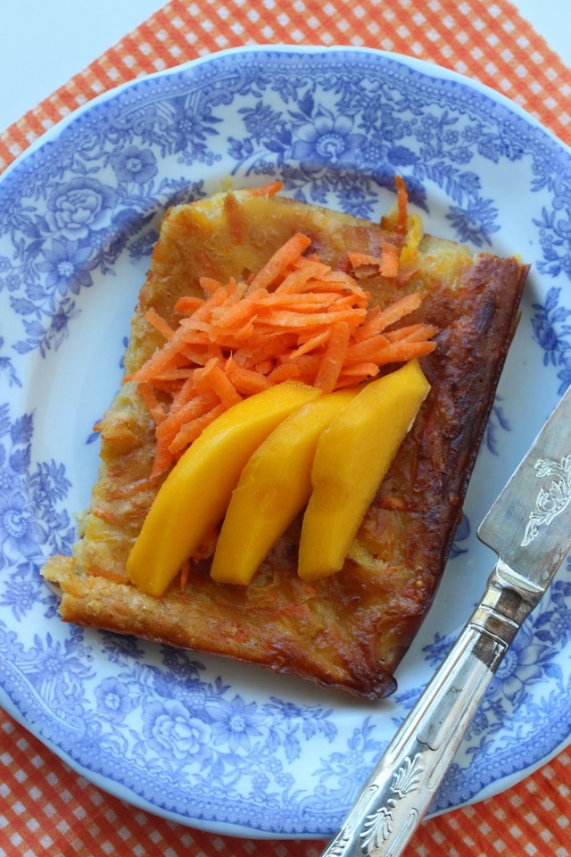Mangoinen porkkanapannari