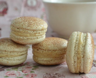 Tiramisu macarons