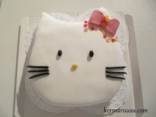 Hello Kitty- kakku